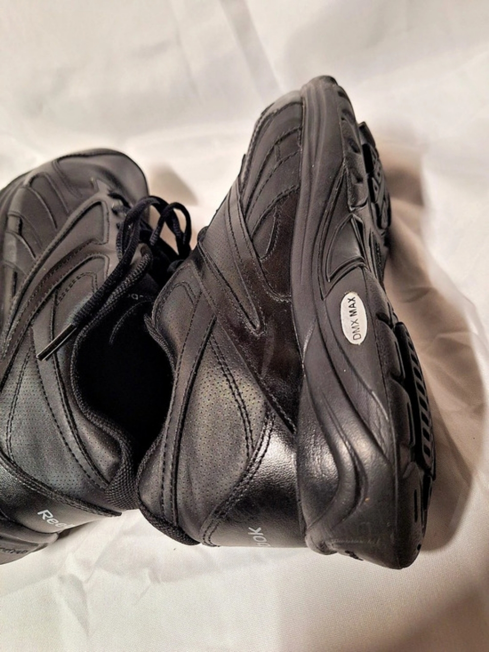 Reebok Walk Ultra V DMX Max Women's Walking Shoes (Black) Shoes US 8.5
